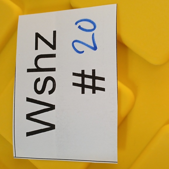 Wild Diva Lounge women's green and gray camo print heels. NWOT. Size 8.5 - Picture 8 of 8